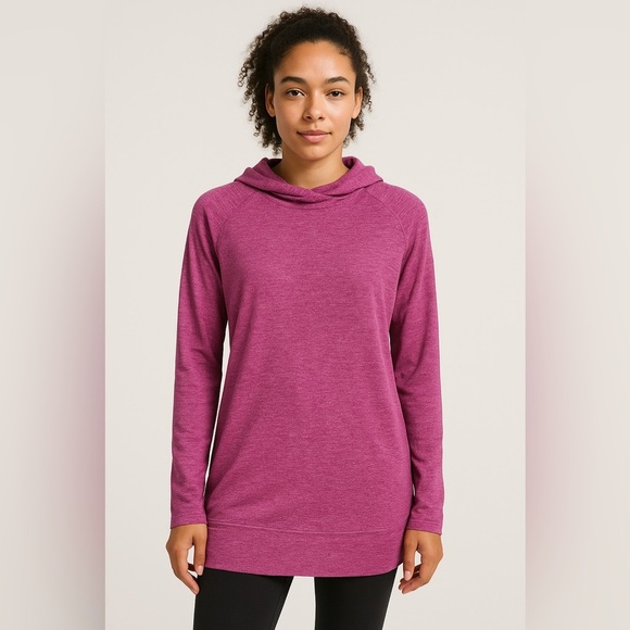 The North Face Women’s Go Seamless Active Fit Pullover Hoodie - Bright Pink Heat - Picture 11 of 11